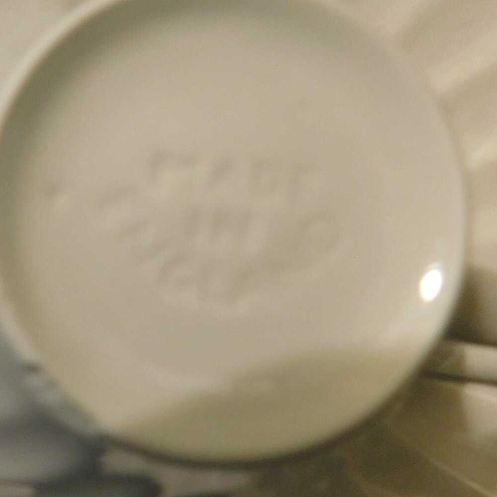 English Tea Cup Set - Picture 4 of 5